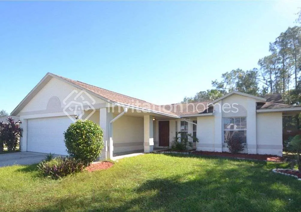 711 Swan Way Kissimmee, FL 34758 — Photo 1