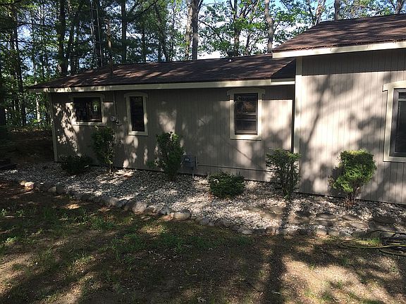 3rd image of 6291 Honey Ln
