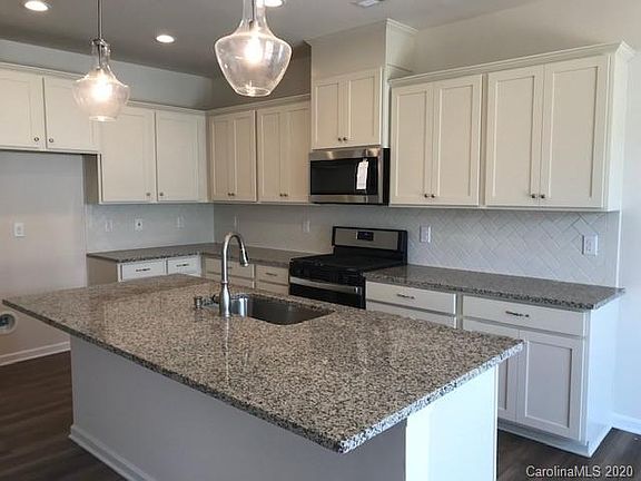 3rd image of 15029 Cordillia Dr #169
