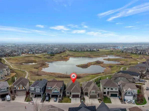 369 E Marquis Lndg SE, Calgary, AB T3M 2H4