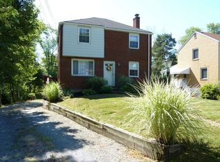 8352 Peebles Rd, Pittsburgh, PA 15237