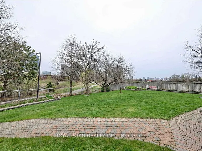 5223 Tagish Ct #BASEMENT — Photo 10