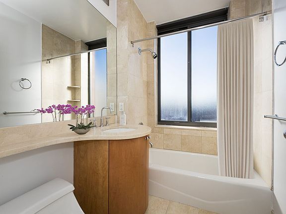 5th image of 222 E 34th St APT 2218