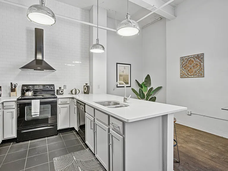 Heinz Lofts — Photo 7