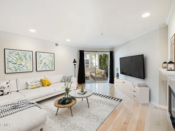 5837 Oak Bend Ln Unit 104, Oak Park, CA 91377