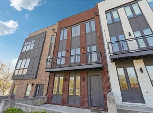 1207 Chelsea Cir NW, Atlanta, GA 30318