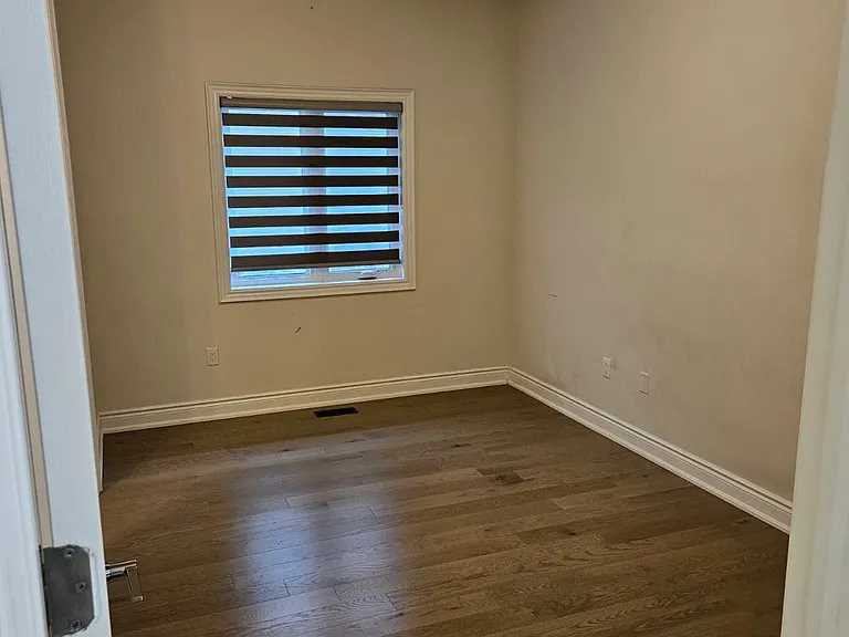 18 Gladmary Dr — Photo 25