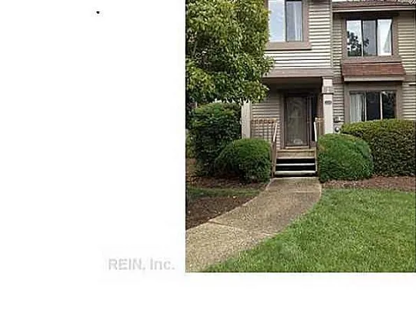 254 Misty Pointe Ln, Newport News, VA 23603