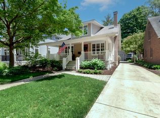 624 N Brainard St, Naperville, IL 60563
