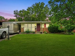 1106 Wallace Ct, Chicago Heights, IL 60411