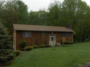 4 Catherine Rd, Smithfield, RI 02917