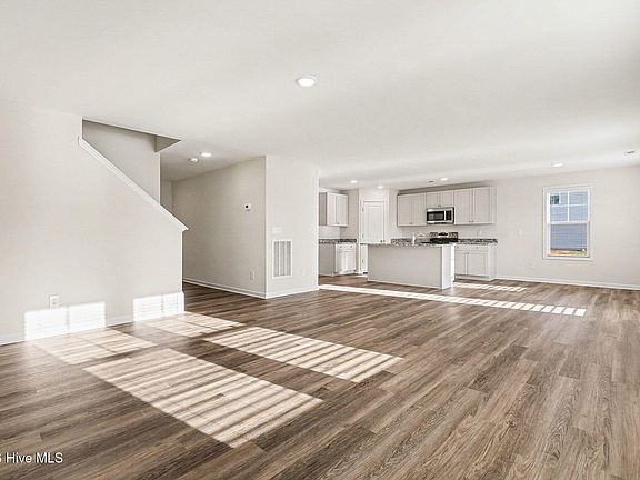 5th image of 164 Boston River Drive