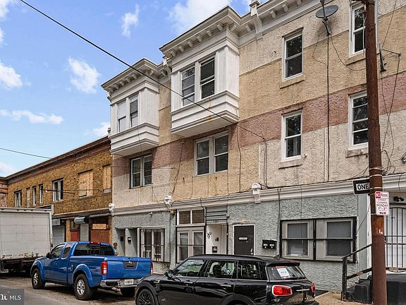 2nd image of 1303 W Venango St #5