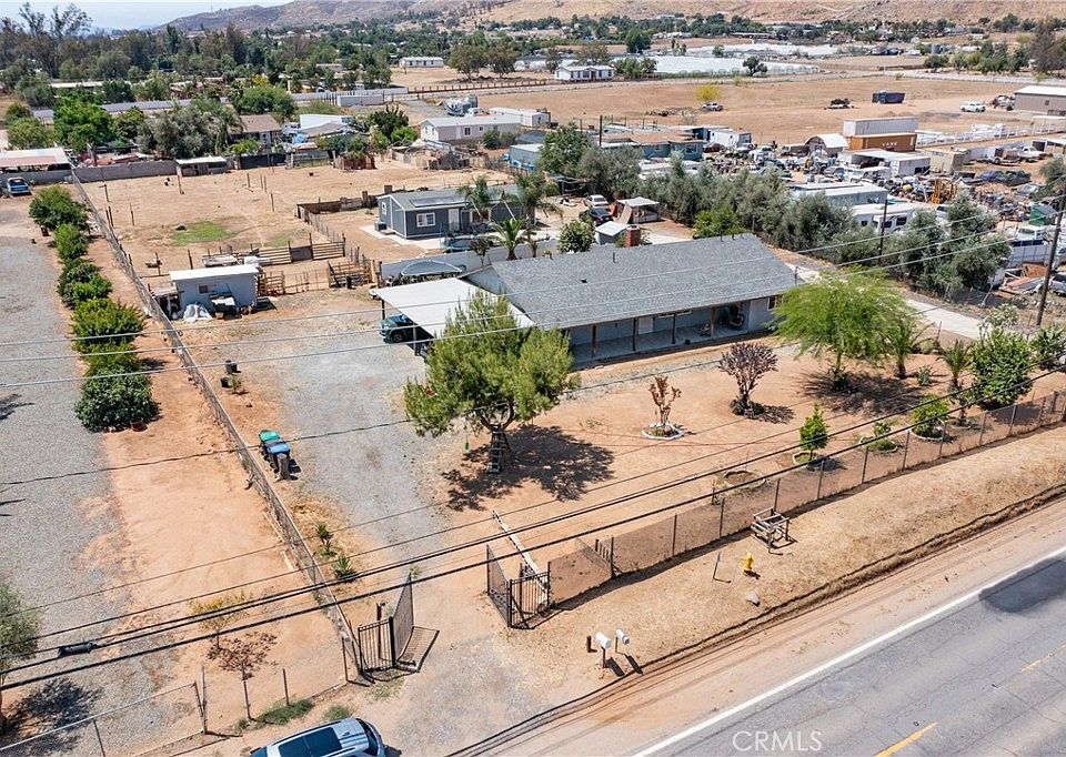 1st image of 21401 Ellis Ave