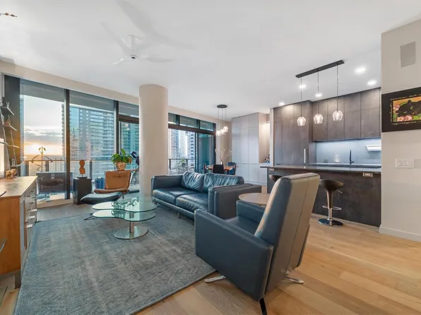 202 Nueces St #1607, Austin, TX 78701