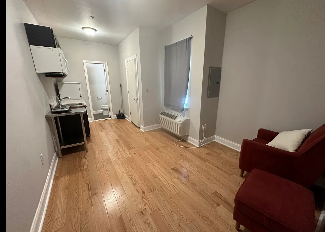 1 bed, 500 sqft, $900 — Photo 2