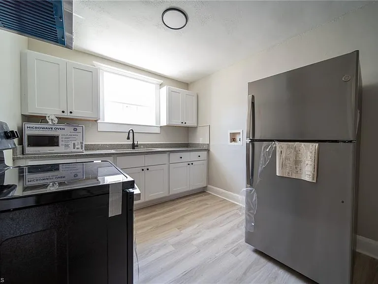 1509 Waverly St #C — Photo 10