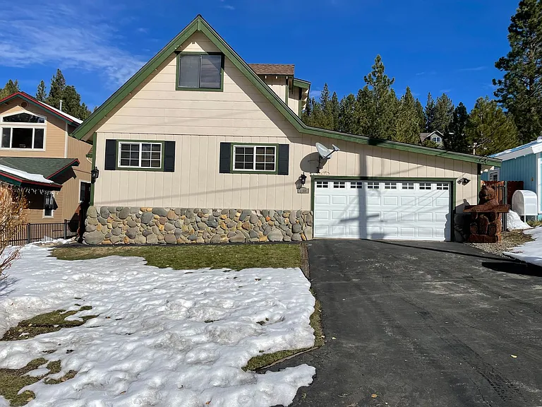 1180 Nottaway Dr — Photo 2