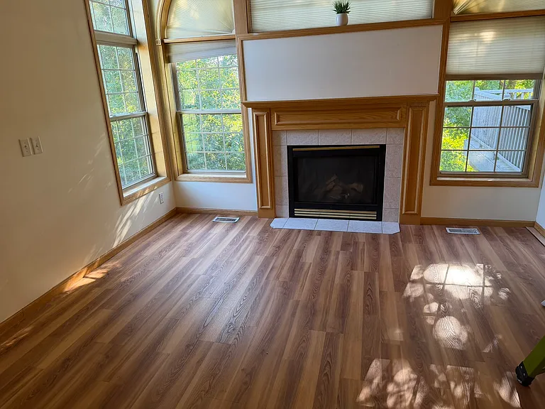 15828 Drake St NW — Photo 19