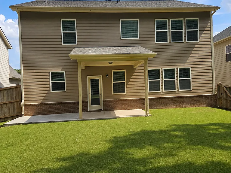 3247 Hidden Valley Cir — Photo 24