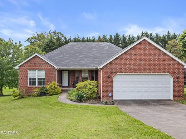 3704 Berryhill Dr, Maryville, TN 37801