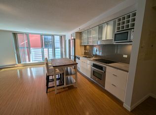 168 Powell St #605, Vancouver, BC V6A 0B2