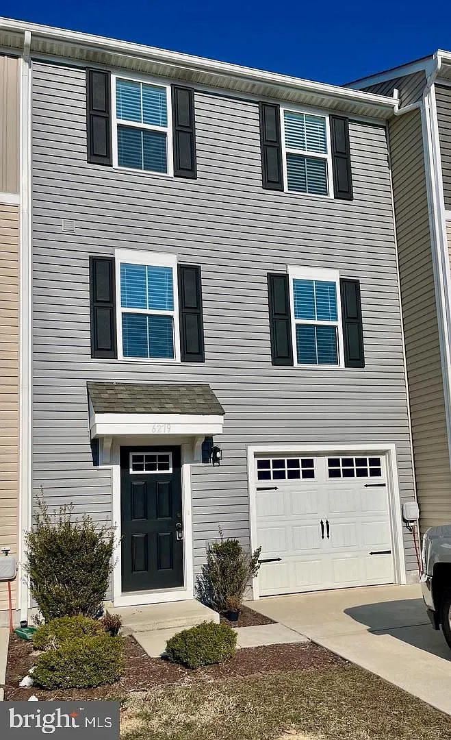 6279 Pebblebrook Dr., Milford — Photo 1