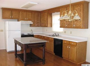 152 Fairway Shores Rd, Mount Gilead, NC 27306