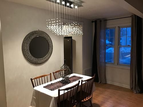 Open House Sun 12-2pm