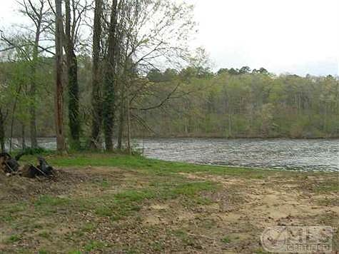 2nd image of 119 Cozy Acres Ter