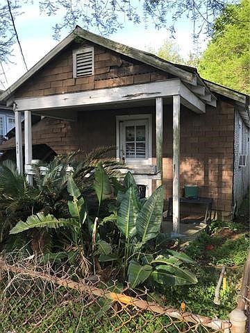 1st image of 456 Avenue L