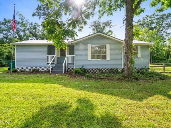 570 7th St, Chipley, FL 32428