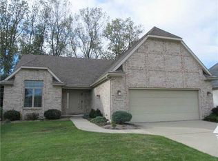 2301 Castlebrook Ln, Sylvania, OH 43560