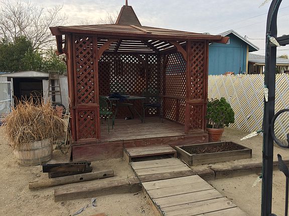 Gazebo accessible from ramps