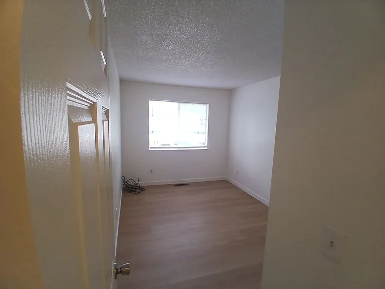 1940 Grande Cir #63 — Photo 18