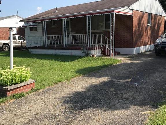 2nd image of 1628 Marina Dr