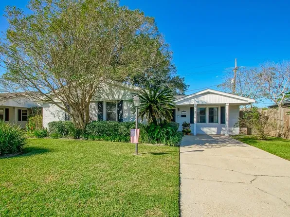 430 Ashlawn Dr, Harahan, LA 70123
