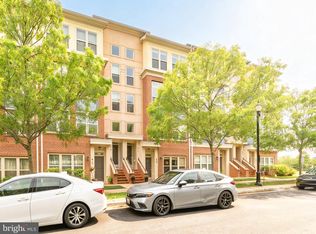 611 Diamondback Dr #11-B, Gaithersburg, MD 20878