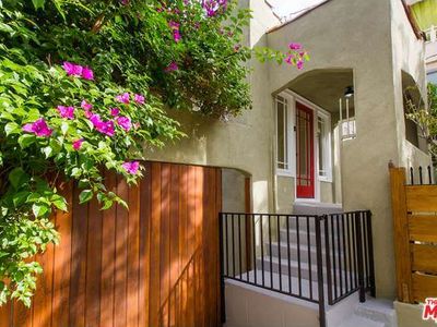 4011 Camero Ave, Los Angeles, CA, 90027