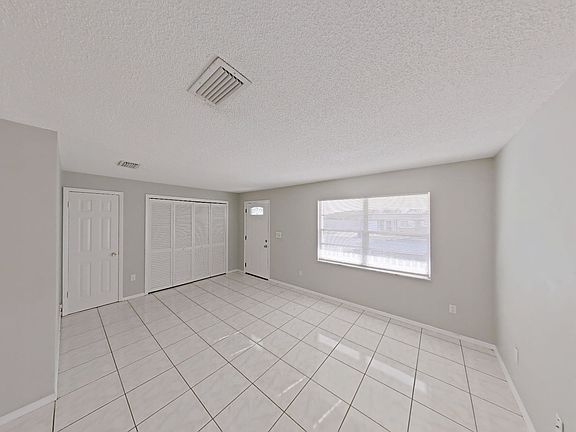 2nd image of 4540 Essex Ln