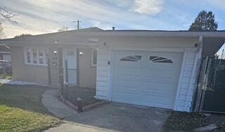 9318 Saric Dr, Highland, IN 46322 | Zillow