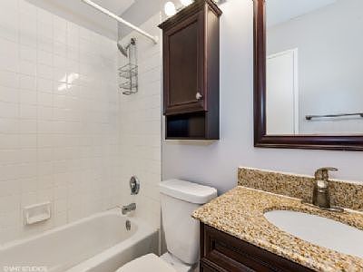 2nd image of 3600 N Lake Shore Dr APT 606