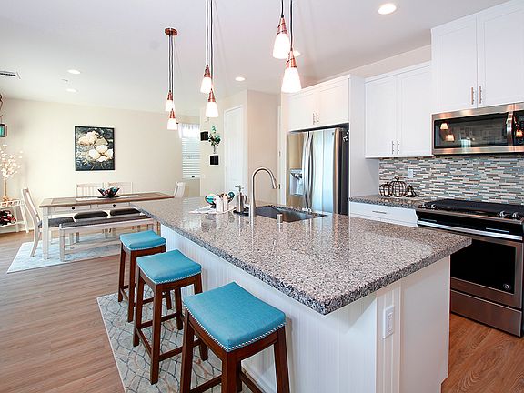 2nd image of 38585 Windingwalk Dr