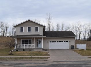 1502 S Cherry Ln, Holmen, WI 54636