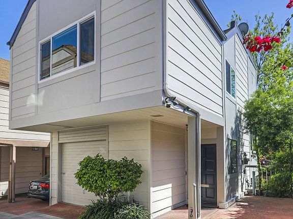 2nd image of 709 1/2 Micheltorena St