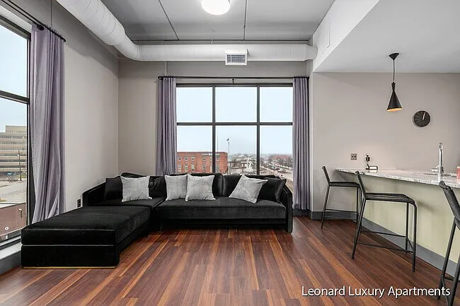The Leonard Luxury Apartments — Photo 88