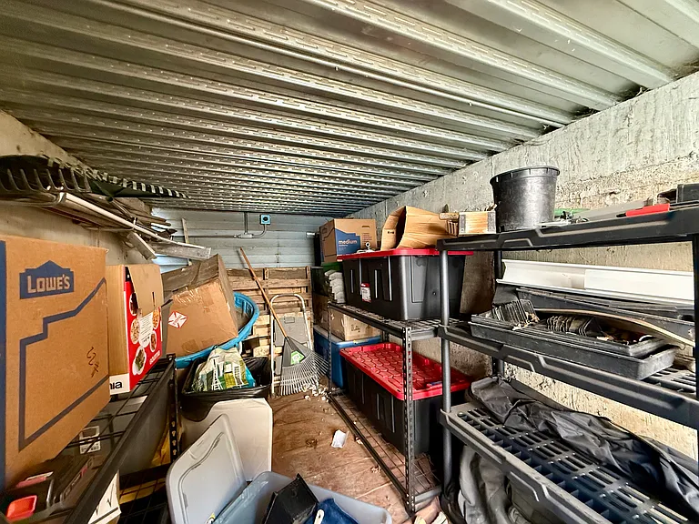 515 NW Irving St #A — Photo 38