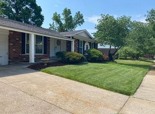 3586 Argonne Forest Dr, Florissant, MO