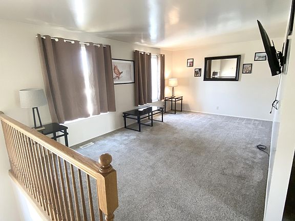 5th image of 3341 W Hillsboro Dr