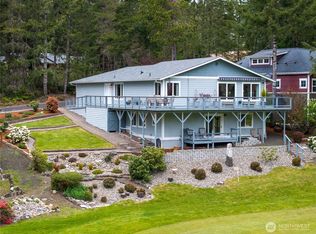 121 E Fir Tree Ln, Union, WA 98592